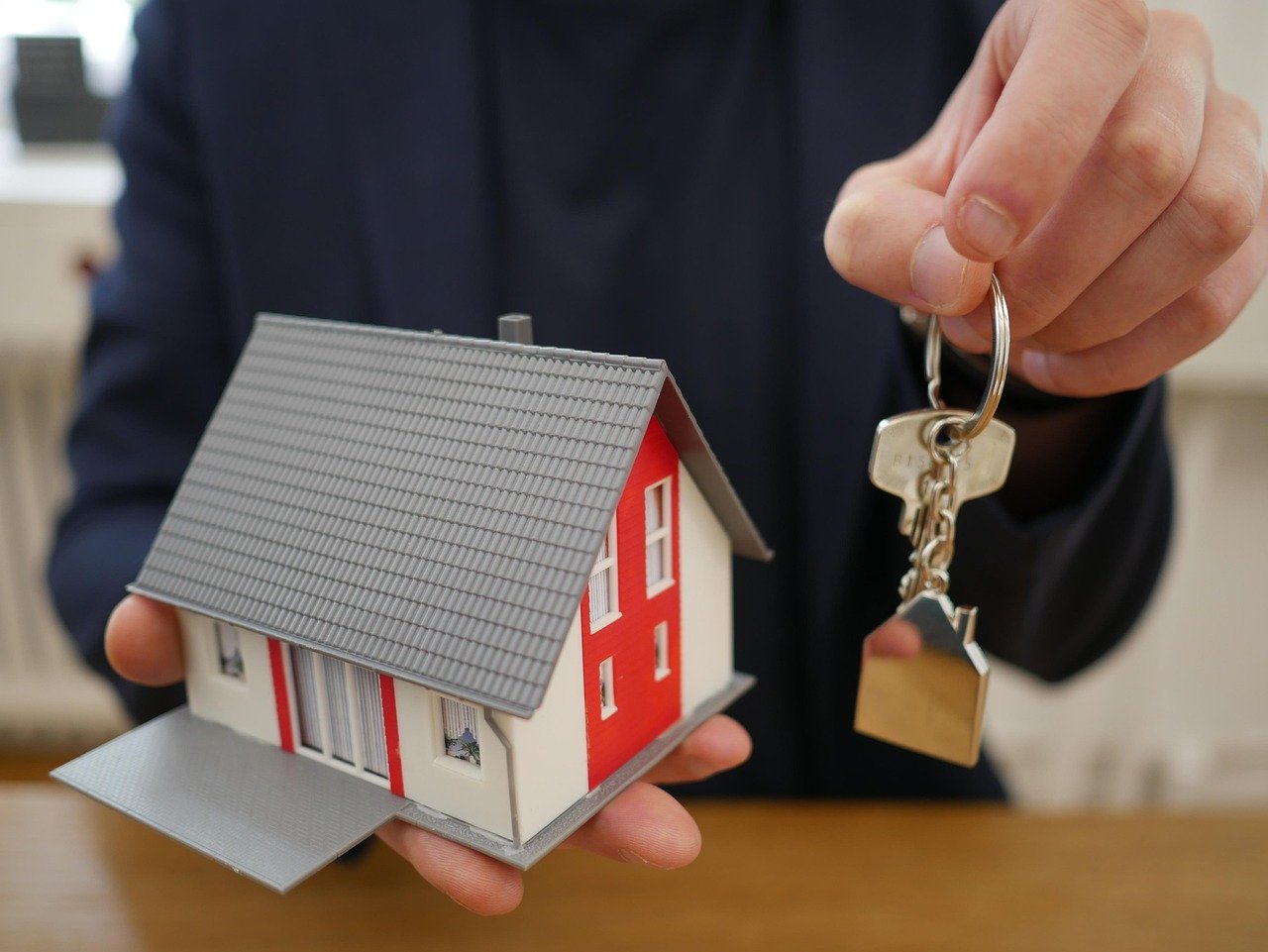 house-keys-4521073_1280 (1)